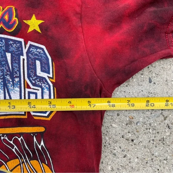 Vintage 47 New Orleans Pelicans Red Tie-Dye T-Shirt men’s size medium - Picture 6 of 6